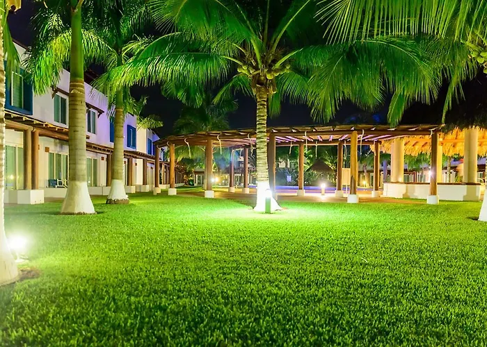 Villa Exclusiva En Ixtapa A Unos Pasos Del Mar
